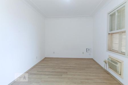 Quarto 1 de apartamento à venda com 2 quartos, 96m² em Farroupilha, Porto Alegre