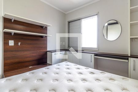 Suite de apartamento para alugar com 2 quartos, 64m² em Vila Olímpia, São Paulo