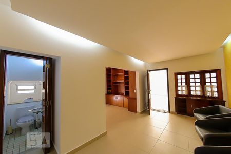 Sala de casa à venda com 3 quartos, 279m² em Vila Rosália, Guarulhos