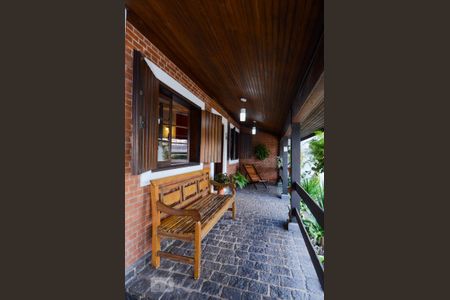 Casa à venda com 297m², 3 quartos e 8 vagas Casa à venda com 297m², 3 quartos e 8 vagasVaranda da Sala