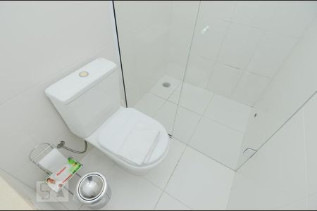 Casa à venda com 297m², 3 quartos e 8 vagas Casa à venda com 297m², 3 quartos e 8 vagasBanheiro da Suíte 3