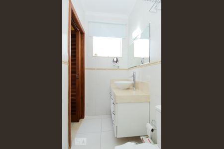 Casa à venda com 297m², 3 quartos e 8 vagas Casa à venda com 297m², 3 quartos e 8 vagasBanheiro da Suíte 3