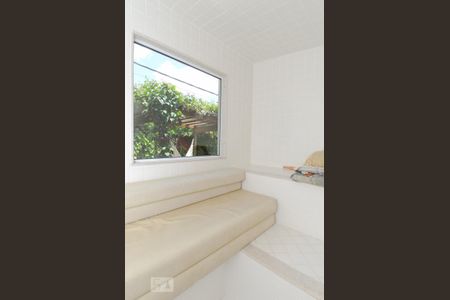 Casa à venda com 297m², 3 quartos e 8 vagas Casa à venda com 297m², 3 quartos e 8 vagasSauna