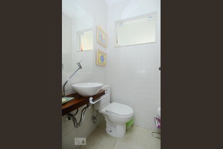 Casa à venda com 297m², 3 quartos e 8 vagas Casa à venda com 297m², 3 quartos e 8 vagasBanheiro da Sauna