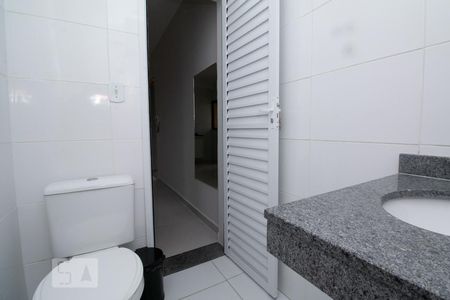Banheiro de apartamento à venda com 1 quarto, 40m² em Vila Carrao, São Paulo