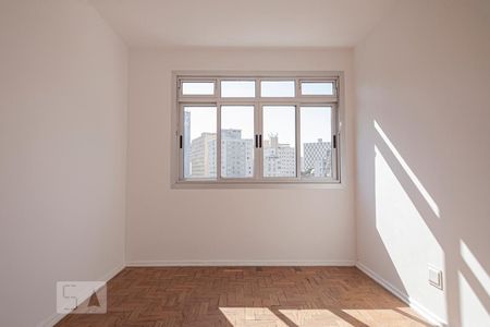 Quarto 1 de apartamento para alugar com 2 quartos, 60m² em Aclimação, São Paulo