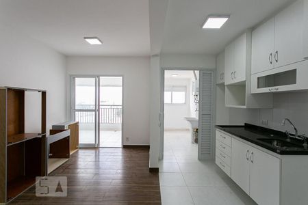 Sala e Cozinha de apartamento para alugar com 2 quartos, 69m² em Chácara Seis de Outubro, São Paulo