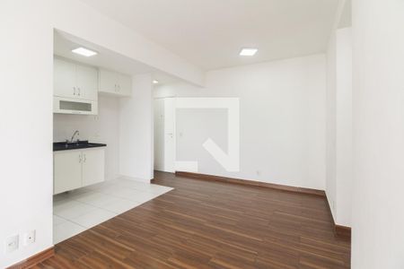 Sala  de apartamento para alugar com 2 quartos, 69m² em Chácara Seis de Outubro, São Paulo