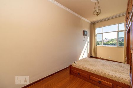 Quarto 1 de apartamento para alugar com 2 quartos, 70m² em Jardim Guanabara, Rio de Janeiro