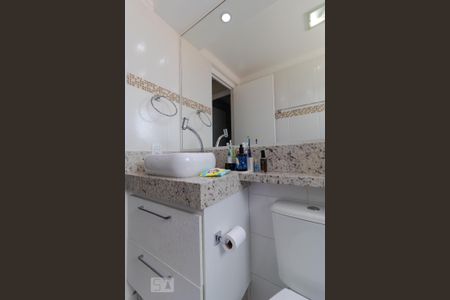 Banheiro de apartamento à venda com 3 quartos, 98m² em Jardim Amazonas, Campinas