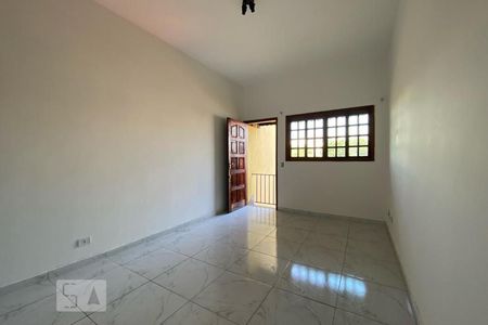 Sala de casa à venda com 2 quartos, 67m² em Parque Industrial das Oliveiras, Taboão da Serra