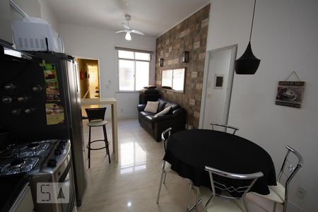 Sala de apartamento à venda com 2 quartos, 55m² em Laranjeiras, Rio de Janeiro