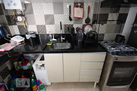 Cozinha de apartamento à venda com 2 quartos, 55m² em Laranjeiras, Rio de Janeiro