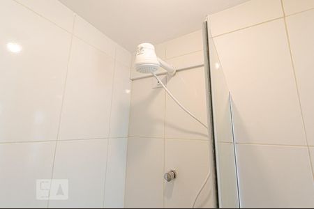 Banheiro de kitnet/studio para alugar com 1 quarto, 37m² em Centro, São Paulo