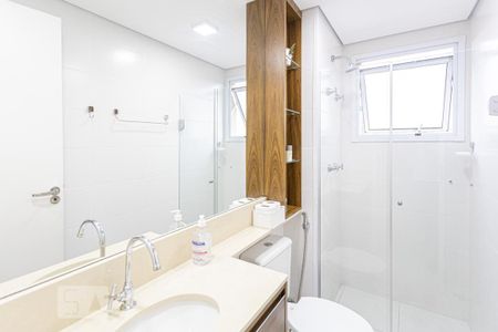 Banheiro 1 de apartamento à venda com 2 quartos, 56m² em Vila Osasco, Osasco