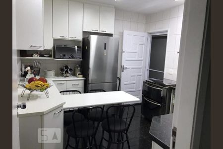 Cozinha de casa à venda com 3 quartos, 110m² em Vila Constança, São Paulo