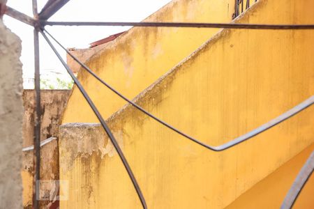 Vista Sala de casa de condomínio para alugar com 1 quarto, 38m² em Encantado, Rio de Janeiro