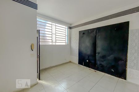 Sala de casa à venda com 2 quartos, 374m² em Vila Bertioga, São Paulo