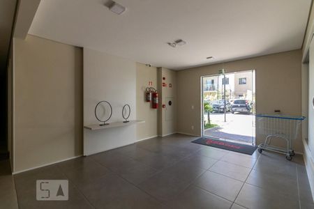 Hall de Entrada de apartamento para alugar com 1 quarto, 31m² em Cambuci, São Paulo