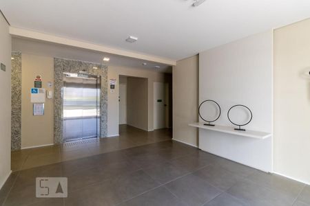 Hall de Entrada de apartamento para alugar com 1 quarto, 31m² em Cambuci, São Paulo