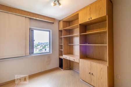 Quarto 1 de apartamento para alugar com 3 quartos, 112m² em Vila Madalena, São Paulo