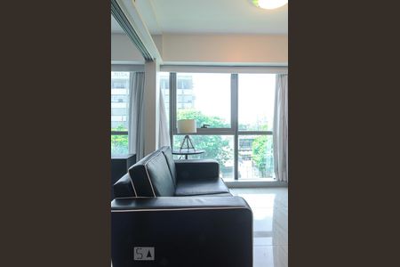 Vista Sala de kitnet/studio para alugar com 1 quarto, 47m² em Centro Histórico, Porto Alegre