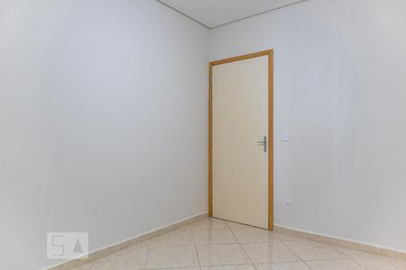 Quarto 2 de casa para alugar com 2 quartos, 65m² em Vila Maria Alta, São Paulo