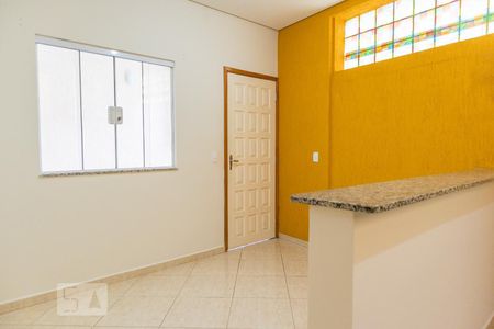 Sala de casa para alugar com 2 quartos, 65m² em Vila Maria Alta, São Paulo