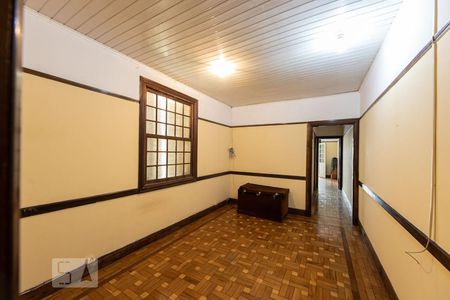 Casa à venda com 300m², 5 quartos e sem vagaSala