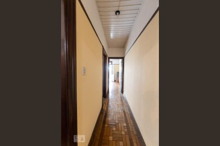 corredor de casa à venda com 5 quartos, 300m² em Jardim Brasília (zona Norte), São Paulo