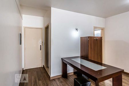 Sala de apartamento à venda com 4 quartos, 120m² em Bela Vista, São Paulo