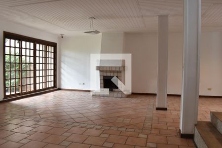 Sala 1 de casa para alugar com 7 quartos, 346m² em Alto Boqueirão, Curitiba