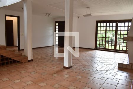 Sala 1 de casa para alugar com 7 quartos, 346m² em Alto Boqueirão, Curitiba