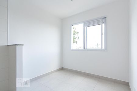 Sala/Cozinha de apartamento para alugar com 2 quartos, 32m² em Parque Munhoz, São Paulo