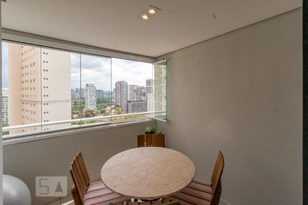 Varanda da Sala de apartamento para alugar com 2 quartos, 52m² em Cidade Monções, São Paulo