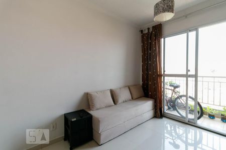 Sala de apartamento à venda com 3 quartos, 73m² em Vila Talarico, São Paulo