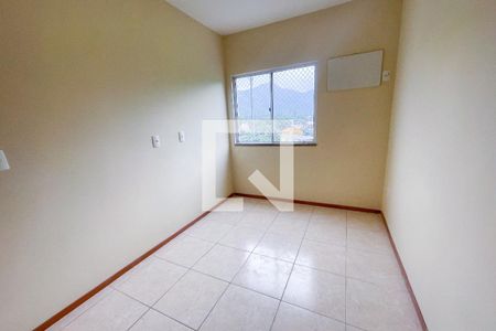 Quarto 1 de apartamento para alugar com 2 quartos, 44m² em Taquara, Duque de Caxias