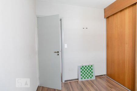 Quarto 2 de apartamento para alugar com 2 quartos, 50m² em Vila Izabel, Curitiba