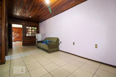 Sala de casa à venda com 2 quartos, 420m² em Rio Branco, Canoas