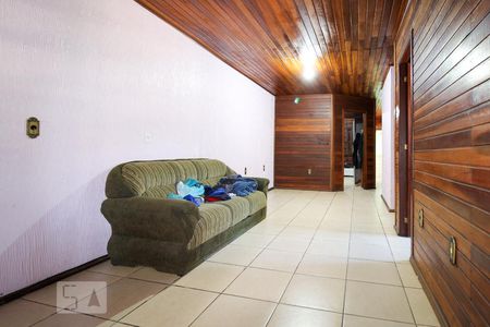 Sala de casa à venda com 2 quartos, 420m² em Rio Branco, Canoas