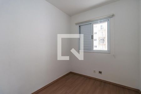 Quarto 1 de apartamento para alugar com 3 quartos, 80m² em Jardim Tupanci, Barueri