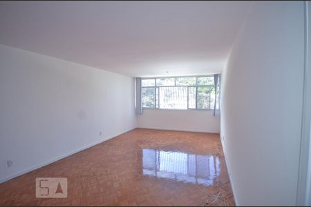 Sala de apartamento para alugar com 3 quartos, 120m² em Icaraí, Niterói