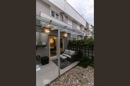Casa de condomínio para alugar com 185m², 3 quartos e 2 vagas Casa de condomínio para alugar com 185m², 3 quartos e 2 vagasJardim