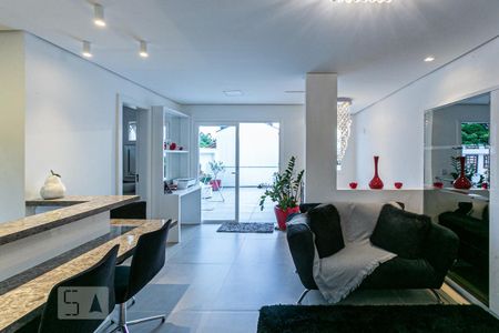 Casa de condomínio para alugar com 185m², 3 quartos e 2 vagas Casa de condomínio para alugar com 185m², 3 quartos e 2 vagasSalão de Festas