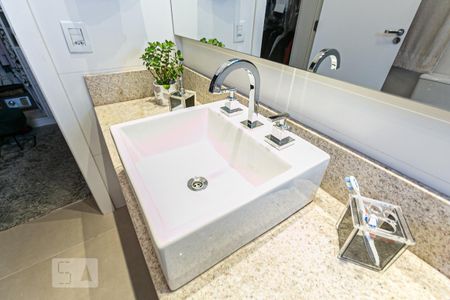 Casa de condomínio para alugar com 185m², 3 quartos e 2 vagas Casa de condomínio para alugar com 185m², 3 quartos e 2 vagasBanheiro do Quarto 1