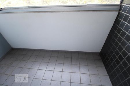 Sacada da Sala de apartamento para alugar com 3 quartos, 80m² em Bonfim, Campinas