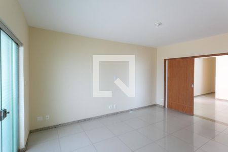 Sala de apartamento para alugar com 2 quartos, 132m² em União, Belo Horizonte
