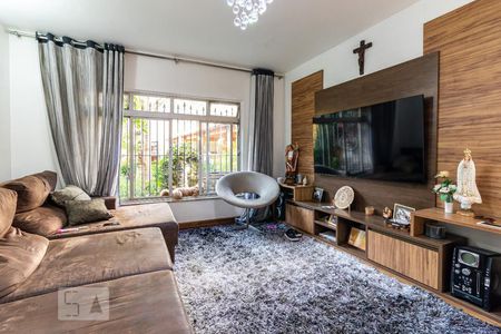 Sala de casa para alugar com 4 quartos, 283m² em Vila Sao Paulo, São Paulo