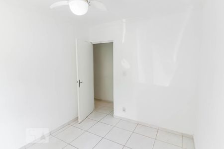 Quarto 1 de apartamento para alugar com 2 quartos, 77m² em Jardim Dabril, São Paulo