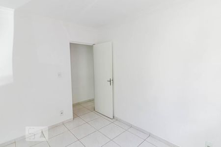Quarto 2 de apartamento para alugar com 2 quartos, 77m² em Jardim Dabril, São Paulo
